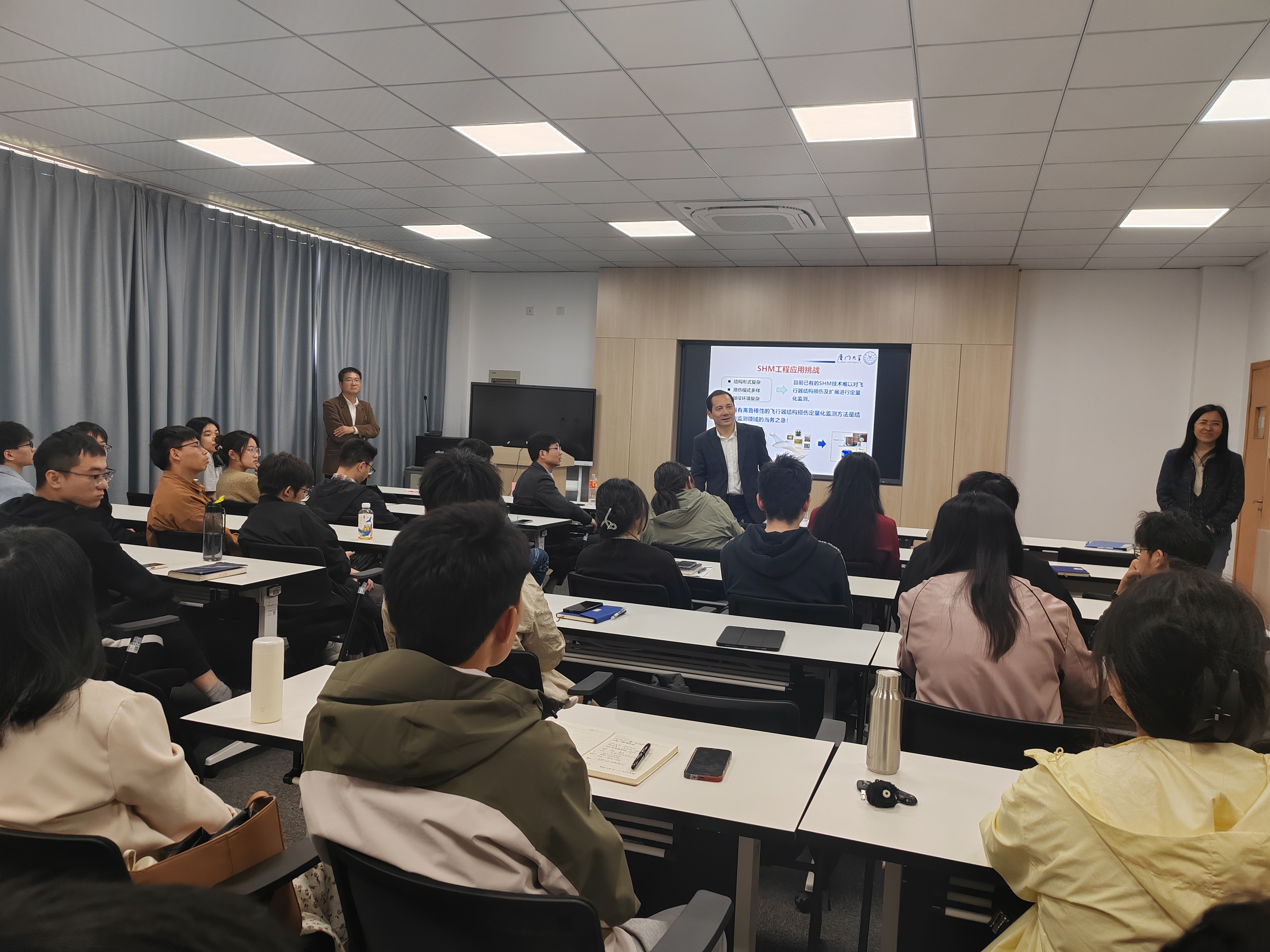 厦门大学卿新林教授应邀来我校作学术讲座-计量测试与仪器学院